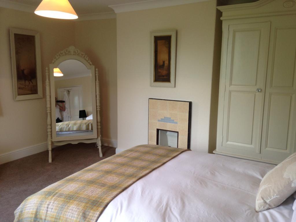Whitethorn Bed And Breakfast 콩글턴 객실 사진